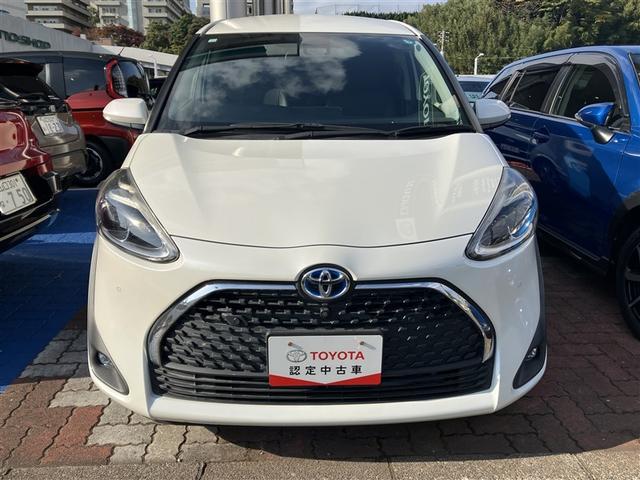 シエンタ ハイブリッドＧ　クエロ　フルセグ　メモリーナビ　ＤＶＤ再生　後席モニター　バックカメラ　衝突被害軽減システム　ＥＴＣ　両側電動スライド　ＬＥＤヘッドランプ　ウオークスルー　乗車定員７人　３列シート　ワンオーナー（2枚目）