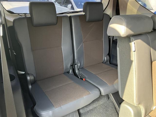 シエンタ ハイブリッドＧ　クエロ　フルセグ　メモリーナビ　ＤＶＤ再生　後席モニター　バックカメラ　衝突被害軽減システム　ＥＴＣ　両側電動スライド　ＬＥＤヘッドランプ　ウオークスルー　乗車定員７人　３列シート　ワンオーナー（9枚目）