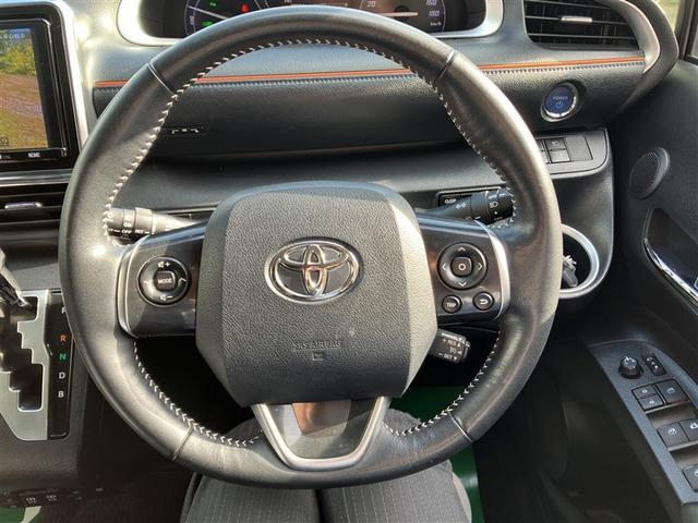 シエンタ ハイブリッドＧ　クエロ　フルセグ　メモリーナビ　ＤＶＤ再生　後席モニター　バックカメラ　衝突被害軽減システム　ＥＴＣ　両側電動スライド　ＬＥＤヘッドランプ　ウオークスルー　乗車定員７人　３列シート　ワンオーナー（13枚目）