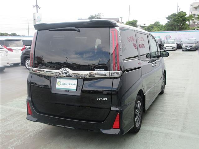 ノア Ｓｉ　ダブルバイビー　フルセグ　メモリーナビ　ＤＶＤ再生　後席モニター　バックカメラ　衝突被害軽減システム　ＥＴＣ　ドラレコ　両側電動スライド　ＬＥＤヘッドランプ　ウオークスルー　乗車定員７人　３列シート　ワンオーナー（6枚目）