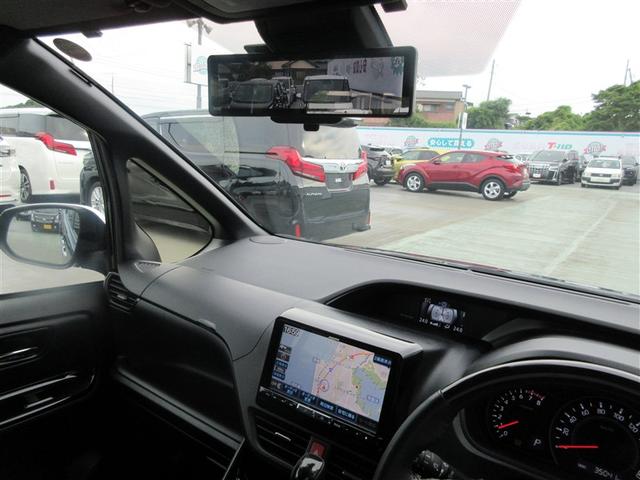 ノア Ｓｉ　ダブルバイビー　フルセグ　メモリーナビ　ＤＶＤ再生　後席モニター　バックカメラ　衝突被害軽減システム　ＥＴＣ　ドラレコ　両側電動スライド　ＬＥＤヘッドランプ　ウオークスルー　乗車定員７人　３列シート　ワンオーナー（22枚目）