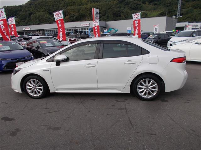 カローラ ハイブリッド　Ｓ　フルセグ　メモリーナビ　バックカメラ　衝突被害軽減システム　ＥＴＣ　ドラレコ　ＬＥＤヘッドランプ　ワンオーナー（2枚目）