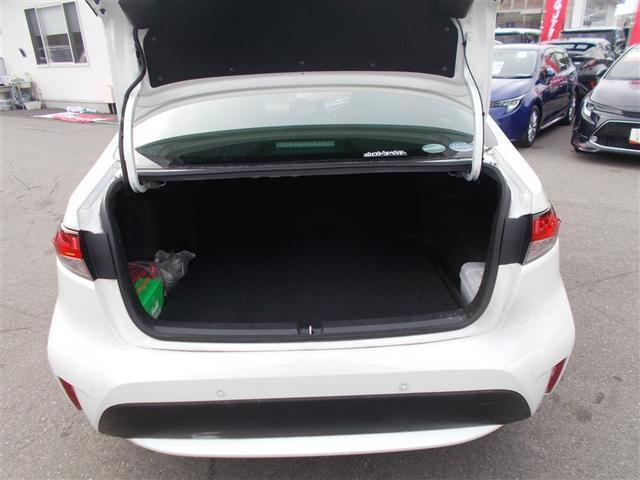 カローラ ハイブリッド　Ｓ　フルセグ　メモリーナビ　バックカメラ　衝突被害軽減システム　ＥＴＣ　ドラレコ　ＬＥＤヘッドランプ　ワンオーナー（15枚目）