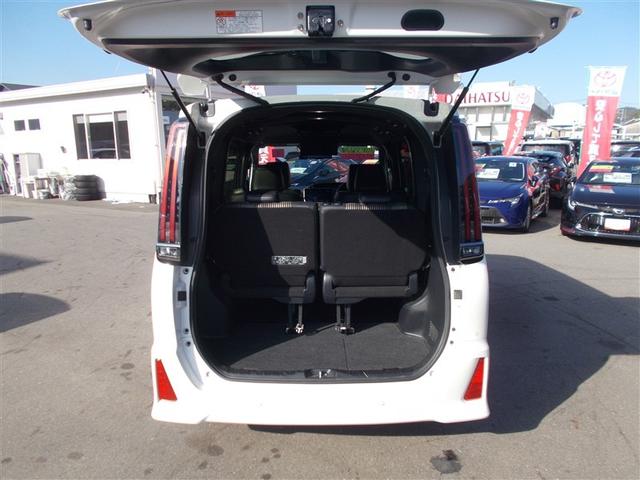 ノア ハイブリッドSi ダブルバイビーIII フルセグ メモリーナビ DVD再生 後席モニター バックカメラ 衝突被害軽減システム ETC ドラレコ 両側電動スライド LEDヘッドランプ 乗車定員7人 3列シート ワンオーナー(19枚目)