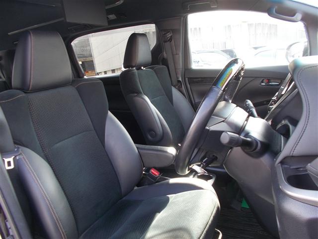 アルファード ２．５Ｓ　タイプゴールド　フルセグ　メモリーナビ　ＤＶＤ再生　後席モニター　バックカメラ　衝突被害軽減システム　ＥＴＣ　両側電動スライド　ＬＥＤヘッドランプ　乗車定員７人　３列シート　ワンオーナー（14枚目）