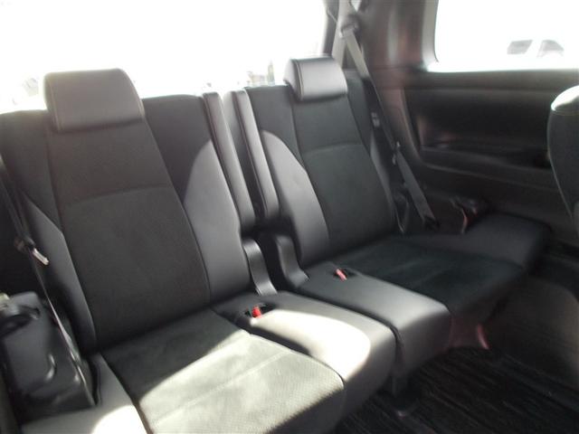 アルファード ２．５Ｓ　タイプゴールド　フルセグ　メモリーナビ　ＤＶＤ再生　後席モニター　バックカメラ　衝突被害軽減システム　ＥＴＣ　両側電動スライド　ＬＥＤヘッドランプ　乗車定員７人　３列シート　ワンオーナー（16枚目）