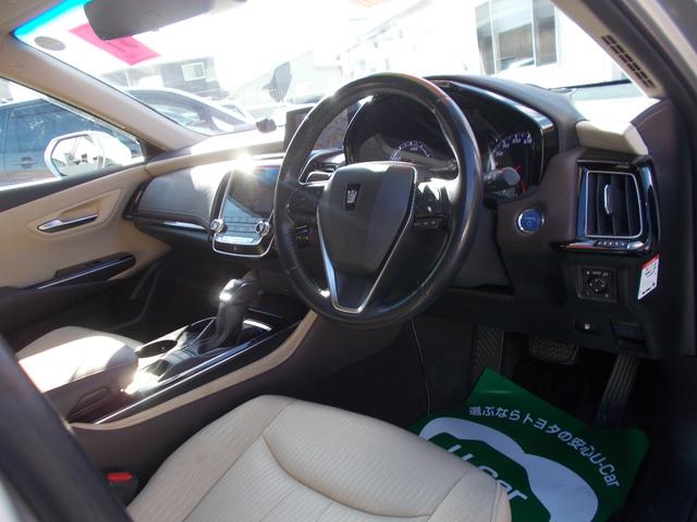 クラウンハイブリッド Ｓ　Ｃパッケージ　衝突被害軽減システム／シートヒーター／ステアリングヒーター／ナビ／バックモニター／ワンオーナー（12枚目）