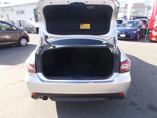 クラウンハイブリッド Ｓ　Ｃパッケージ　衝突被害軽減システム／シートヒーター／ステアリングヒーター／ナビ／バックモニター／ワンオーナー（15枚目）