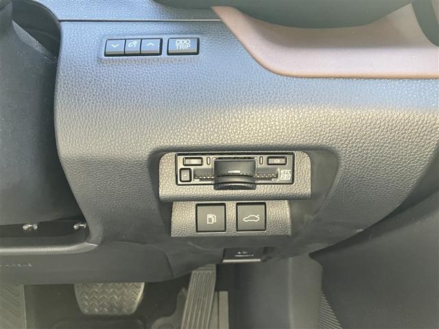 クラウンクロスオーバー G 革シート 4WD バックカメラ 衝突被害軽減システム ETC LEDヘッドランプ ワンオーナー(15枚目)