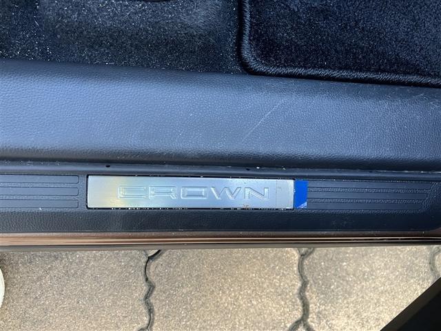 クラウンクロスオーバー G 革シート 4WD バックカメラ 衝突被害軽減システム ETC LEDヘッドランプ ワンオーナー(19枚目)