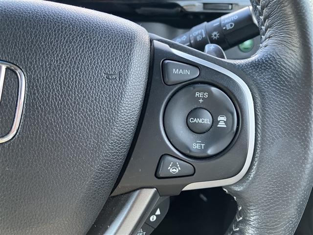 ステップワゴンスパーダ スパーダ フルセグ メモリーナビ DVD再生 後席モニター バックカメラ 衝突被害軽減システム ETC ドラレコ 両側電動スライド LEDヘッドランプ 乗車定員8人 3列シート ワンオーナー(12枚目)