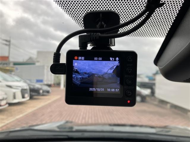 ヤリスクロス Z DVD再生 バックカメラ 衝突被害軽減システム ETC ドラレコ LEDヘッドランプ ワンオーナー(4枚目)