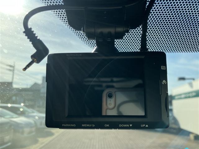 アルファードハイブリッド X 4WD フルセグ メモリーナビ DVD再生 後席モニター バックカメラ 衝突被害軽減システム ETC ドラレコ 両側電動スライド LEDヘッドランプ 乗車定員7人 3列シート ワンオーナー(4枚目)