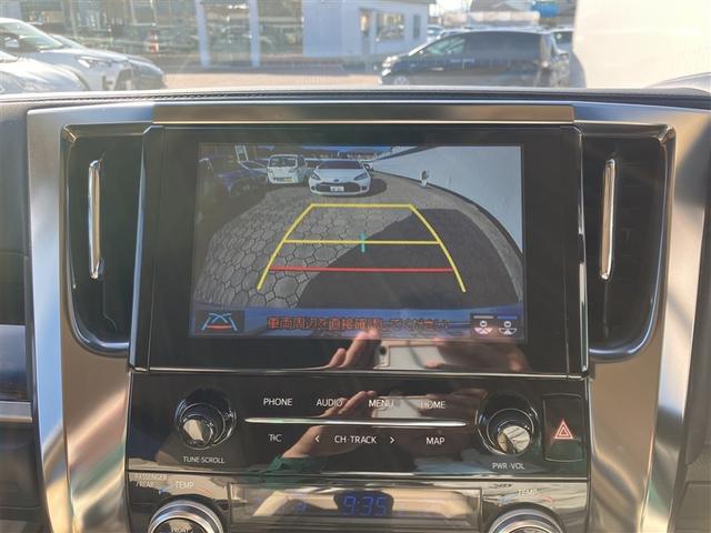 アルファードハイブリッド X 4WD フルセグ メモリーナビ DVD再生 後席モニター バックカメラ 衝突被害軽減システム ETC ドラレコ 両側電動スライド LEDヘッドランプ 乗車定員7人 3列シート ワンオーナー(9枚目)