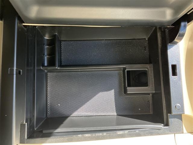 アルファードハイブリッド X 4WD フルセグ メモリーナビ DVD再生 後席モニター バックカメラ 衝突被害軽減システム ETC ドラレコ 両側電動スライド LEDヘッドランプ 乗車定員7人 3列シート ワンオーナー(13枚目)