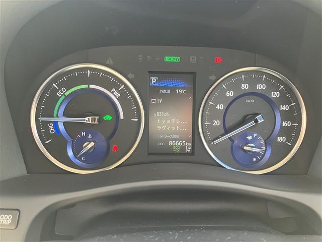 アルファードハイブリッド X 4WD フルセグ メモリーナビ DVD再生 後席モニター バックカメラ 衝突被害軽減システム ETC ドラレコ 両側電動スライド LEDヘッドランプ 乗車定員7人 3列シート ワンオーナー(14枚目)