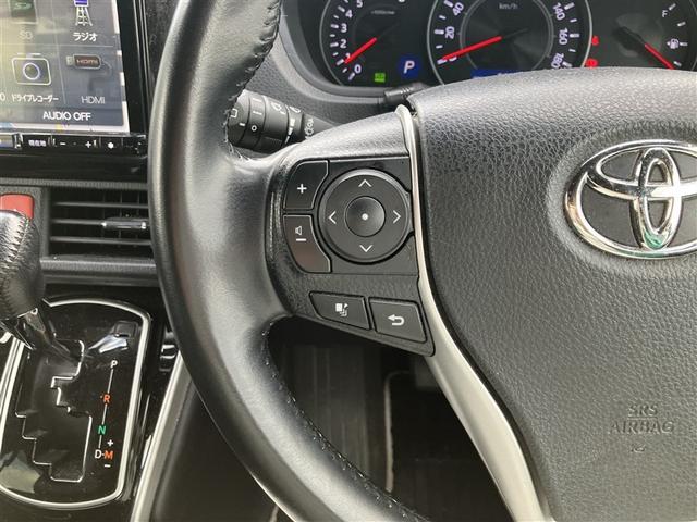 ヴォクシー ZS 煌III フルセグ メモリーナビ DVD再生 後席モニター バックカメラ 衝突被害軽減システム ETC ドラレコ 両側電動スライド LEDヘッドランプ 乗車定員7人 3列シート ワンオーナー(12枚目)