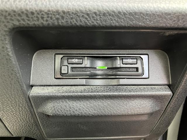 ヴォクシー ZS 煌III フルセグ メモリーナビ DVD再生 後席モニター バックカメラ 衝突被害軽減システム ETC ドラレコ 両側電動スライド LEDヘッドランプ 乗車定員7人 3列シート ワンオーナー(16枚目)