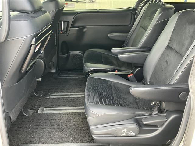 ヴォクシー ZS 煌III フルセグ メモリーナビ DVD再生 後席モニター バックカメラ 衝突被害軽減システム ETC ドラレコ 両側電動スライド LEDヘッドランプ 乗車定員7人 3列シート ワンオーナー(21枚目)