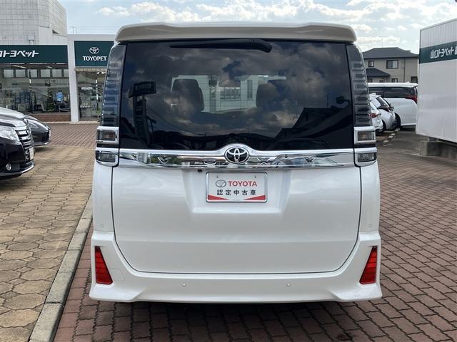 ヴォクシー ZS 煌III フルセグ メモリーナビ DVD再生 後席モニター バックカメラ 衝突被害軽減システム ETC ドラレコ 両側電動スライド LEDヘッドランプ 乗車定員7人 3列シート ワンオーナー(30枚目)