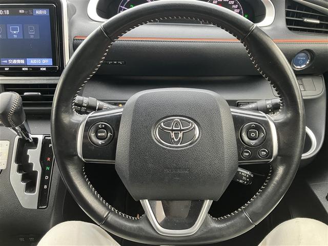 シエンタ ハイブリッドＧ　クエロ　フルセグ　メモリーナビ　ＤＶＤ再生　バックカメラ　衝突被害軽減システム　ＥＴＣ　ドラレコ　両側電動スライド　ＬＥＤヘッドランプ　乗車定員７人　３列シート　ワンオーナー（11枚目）