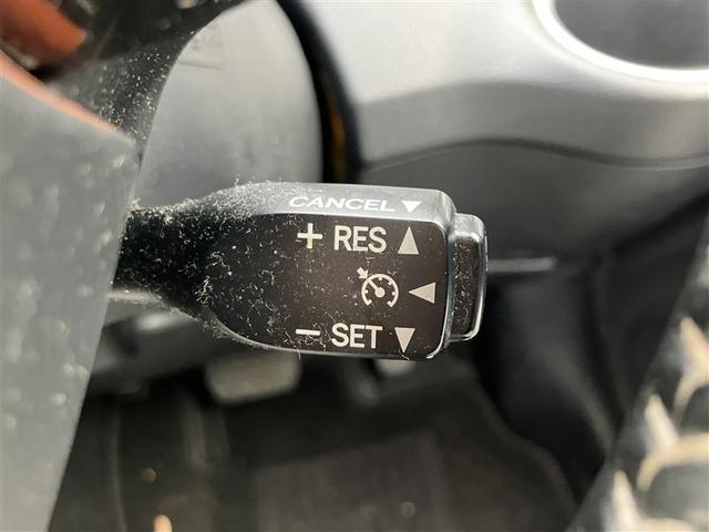 シエンタ ハイブリッドＧ　クエロ　フルセグ　メモリーナビ　ＤＶＤ再生　バックカメラ　衝突被害軽減システム　ＥＴＣ　ドラレコ　両側電動スライド　ＬＥＤヘッドランプ　乗車定員７人　３列シート　ワンオーナー（15枚目）