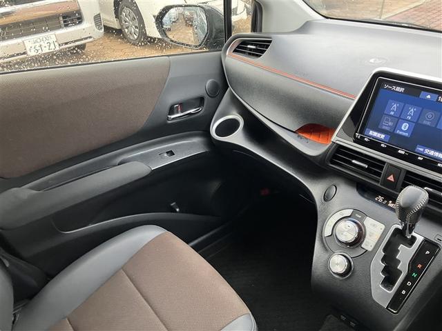 シエンタ ハイブリッドＧ　クエロ　フルセグ　メモリーナビ　ＤＶＤ再生　バックカメラ　衝突被害軽減システム　ＥＴＣ　ドラレコ　両側電動スライド　ＬＥＤヘッドランプ　乗車定員７人　３列シート　ワンオーナー（27枚目）