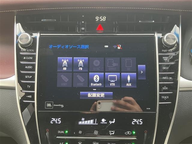 ハリアーハイブリッド プログレス　メタル　アンド　レザーパッケージ　革シート　４ＷＤ　フルセグ　メモリーナビ　ＤＶＤ再生　バックカメラ　衝突被害軽減システム　ＥＴＣ　ドラレコ　ＬＥＤヘッドランプ　ワンオーナー（5枚目）