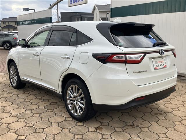 ハリアーハイブリッド プログレス　メタル　アンド　レザーパッケージ　革シート　４ＷＤ　フルセグ　メモリーナビ　ＤＶＤ再生　バックカメラ　衝突被害軽減システム　ＥＴＣ　ドラレコ　ＬＥＤヘッドランプ　ワンオーナー（31枚目）