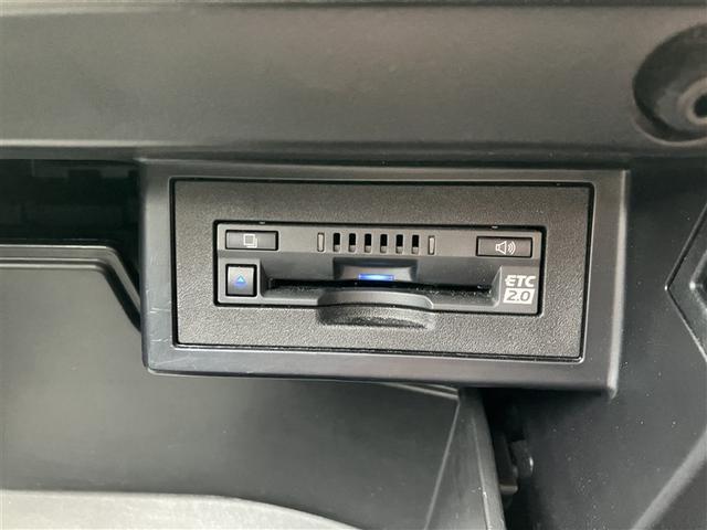 ランドクルーザープラド ＴＸ　Ｌパッケージ　革シート　サンルーフ　４ＷＤ　バックカメラ　衝突被害軽減システム　ＥＴＣ　ドラレコ　ＬＥＤヘッドランプ　乗車定員７人　３列シート　ワンオーナー（20枚目）