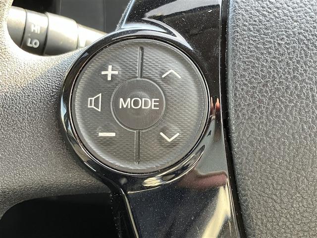 アクア Ｓスタイルブラック　フルセグ　メモリーナビ　ＤＶＤ再生　バックカメラ　衝突被害軽減システム　ワンオーナー（10枚目）