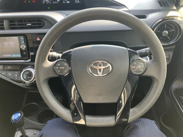 アクア Ｓスタイルブラック　フルセグ　メモリーナビ　ＤＶＤ再生　バックカメラ　衝突被害軽減システム　ワンオーナー（12枚目）