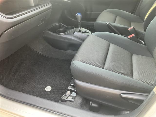 アクア Ｓスタイルブラック　フルセグ　メモリーナビ　ＤＶＤ再生　バックカメラ　衝突被害軽減システム　ワンオーナー（21枚目）