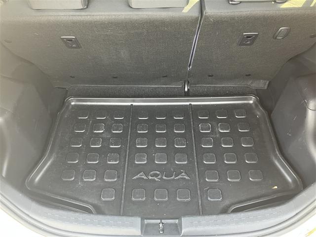 アクア Ｓスタイルブラック　フルセグ　メモリーナビ　ＤＶＤ再生　バックカメラ　衝突被害軽減システム　ワンオーナー（30枚目）