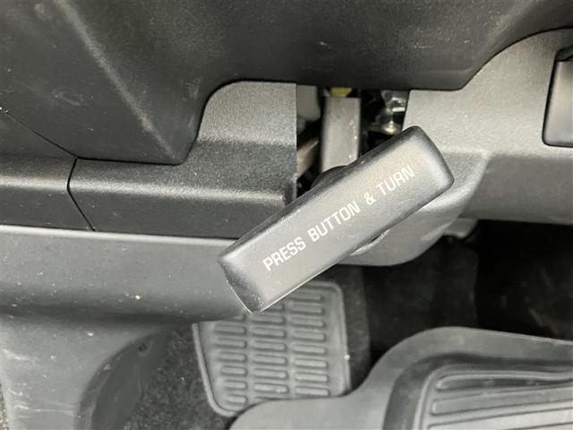 ハイエースバン キャンピングカー　フルセグ　メモリーナビ　ＤＶＤ再生　バックカメラ　ＥＴＣ　乗車定員７人　ワンオーナー（8枚目）