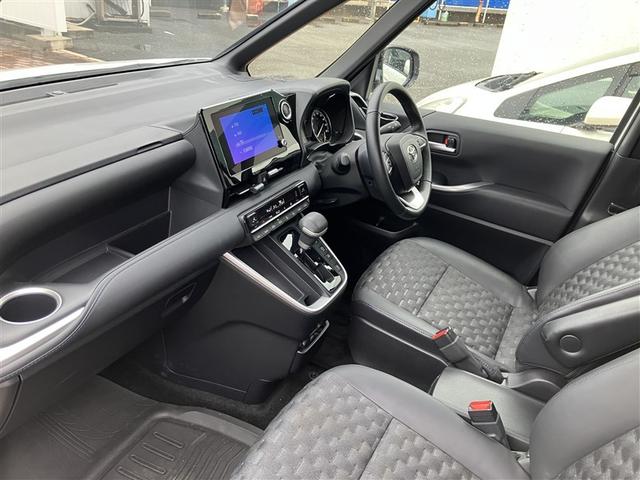 ヴォクシー Ｓ－Ｚ　ＤＶＤ再生　後席モニター　バックカメラ　衝突被害軽減システム　ＥＴＣ　両側電動スライド　ＬＥＤヘッドランプ　乗車定員７人　３列シート　ワンオーナー（22枚目）