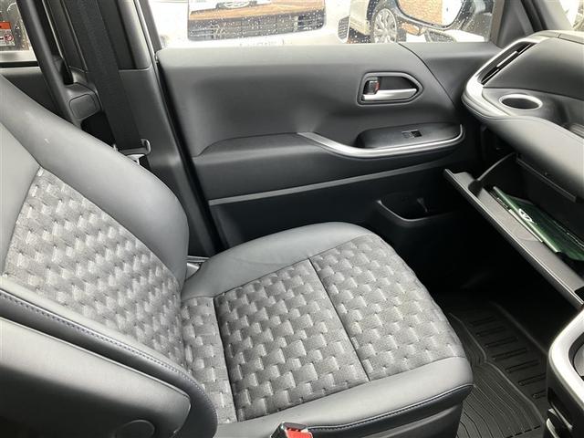 ヴォクシー Ｓ－Ｚ　ＤＶＤ再生　後席モニター　バックカメラ　衝突被害軽減システム　ＥＴＣ　両側電動スライド　ＬＥＤヘッドランプ　乗車定員７人　３列シート　ワンオーナー（24枚目）