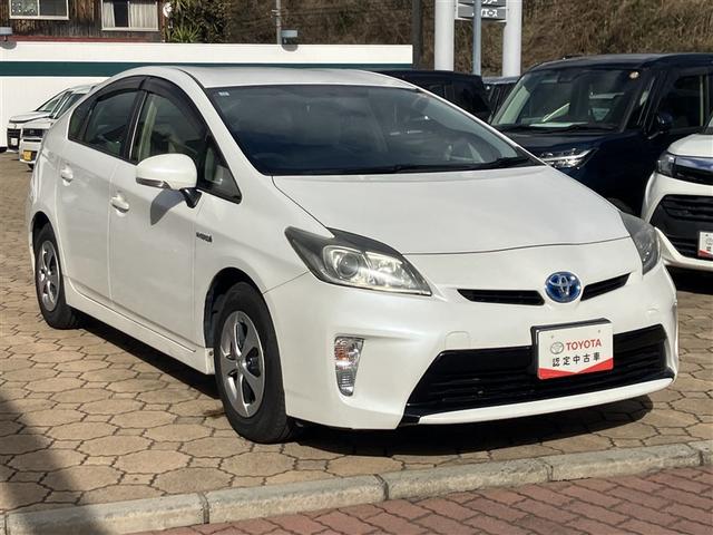 プリウス Ｓ　フルセグ　メモリーナビ　ＤＶＤ再生　バックカメラ　ＬＥＤヘッドランプ　ワンオーナー（17枚目）