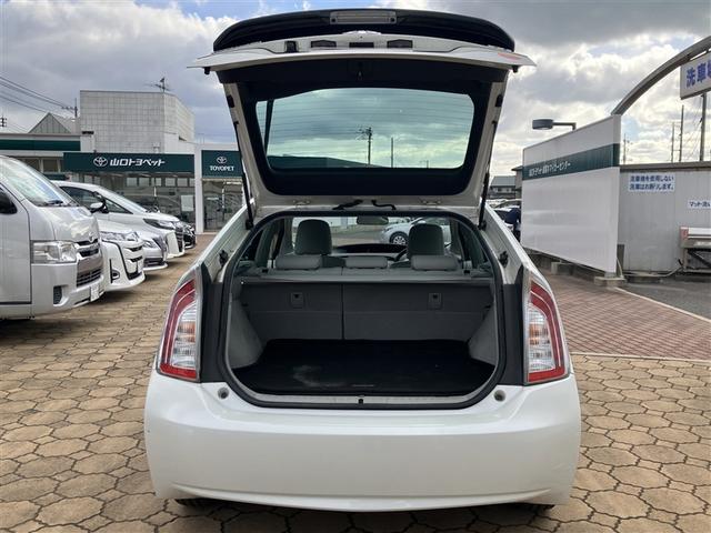 プリウス Ｓ　フルセグ　メモリーナビ　ＤＶＤ再生　バックカメラ　ＬＥＤヘッドランプ　ワンオーナー（21枚目）