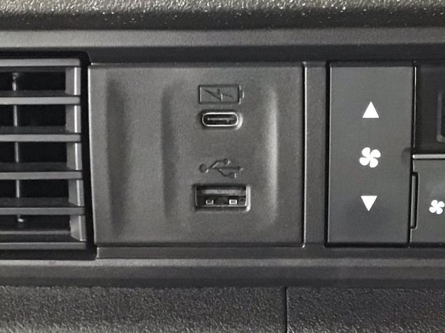 N-BOXカスタム ターボコーディネートスタイル デモカーUP・LED・ホンダCONNECT・メモリナビ・バックカメラ・ETC 両側電動ドア Rカメラ クルコン スマートキ- パワーステアリング VSA セキュリティ エアコン LEDライト USB(11枚目)