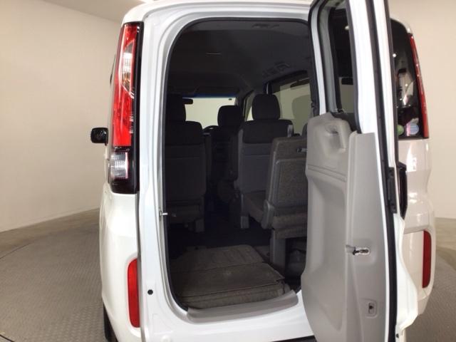 ステップワゴン G スマートキー・フルセグ・メモリナビ・DVD・バックカメラ・片側電動ドア・ETC ETC車載器 地デジTV ナビTV バックガイドモニター 両側スライド片側電動ドア オートクルーズコントロール 横滑防止(12枚目)