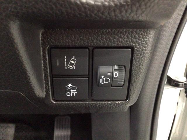 Ｎ－ＢＯＸカスタム Ｌターボ　ＬＥＤ・フルセグ・メモリナビ・バックカメラ・純正ＡＷ・シートヒーター・ＥＴＣ　地デジチューナー　衝突軽減ブレーキサポート　ＬＥＤヘッドライ　１オーナー　アイドリングＳ　ターボエンジン　ＰＳ　エアバック（7枚目）