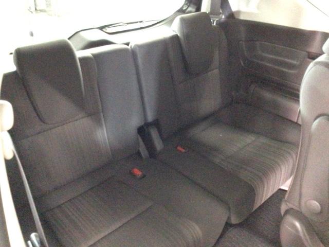 フリード B スマートキー・メモリナビ・バックカメラ・オートエアコン・ドアバイザー・ETC アイドリングストップ 3列シート ABS WエアB 横滑り防止機能 キーフリー スマキー ウォークスルー ナビTV(13枚目)