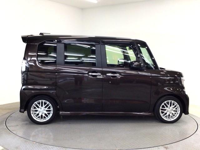 N-BOXカスタム Lターボ LED・フルセグ・メモリナビ・バックカメラ・純正AW・シートヒーター・ETC 地デジチューナー 衝突軽減ブレーキサポート LEDヘッドライ 1オーナー アイドリングS ターボエンジン PS エアバック(26枚目)