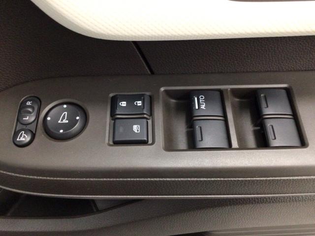 Ｎ－ＢＯＸ Ｌ　ＬＥＤ・衝突軽減ブレーキ・ＣＤ・片側電動ドア・シートヒーター　衝突回避支援ブレーキ　Ｉ－ＳＴＯＰ　クリソナ　ＰＷ　パワステ　Ｓヒーター　１オ－ナ－　スマ－トキ－　横滑り防止　ＬＥＤライト　エアコン付き（22枚目）