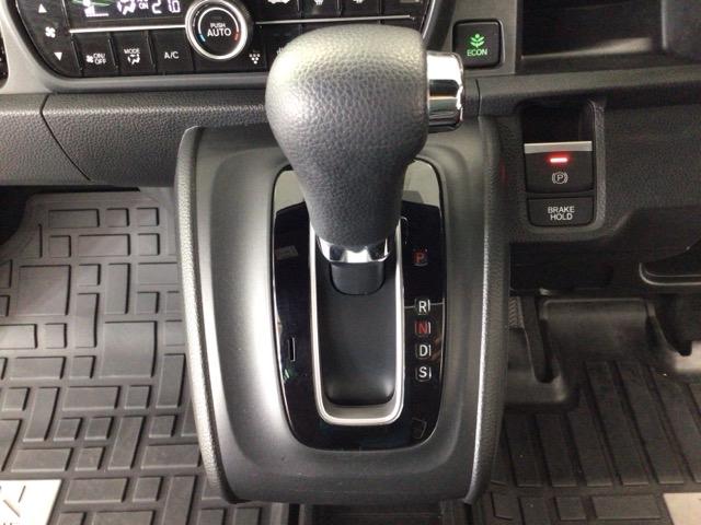 Ｎ－ＯＮＥ プレミアム　ＬＥＤ・メモリナビ・シートヒーター・ＣＤ・バックカメラ・純正ＡＷ・スマートキー　ＵＳＢポート　ワンオーナー車　衝突軽減　ＥＳＣ　コーナーセンサー　シ－トヒ－タ－　カーテンエアバック　ＡＡＣ　ＥＴＣ（26枚目）