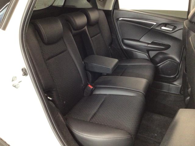 フィットハイブリッド Ｌパッケージ　ＬＥＤ・フルセグ・メモリナビ・バックカメラ・純正ＡＷ・スマートキー・ＥＴＣ　１オーナ　ナビ＆ＴＶ　地デジフルセグＴＶ　サイドエアバック　ＤＶＤ再生　ＥＣＯＮ　オートクルーズコントロール　イモビライザー（14枚目）