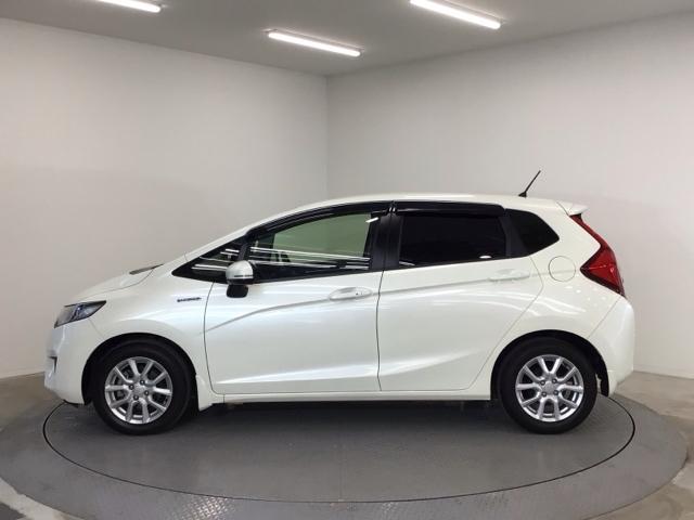 フィットハイブリッド Ｌパッケージ　ＬＥＤ・フルセグ・メモリナビ・バックカメラ・純正ＡＷ・スマートキー・ＥＴＣ　１オーナ　ナビ＆ＴＶ　地デジフルセグＴＶ　サイドエアバック　ＤＶＤ再生　ＥＣＯＮ　オートクルーズコントロール　イモビライザー（39枚目）