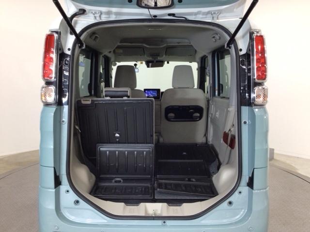 様々なパターンにアレンジができるラゲッジスペース♪お荷物の大きさや量・状況に合わせてアレンジできますので、とっても使い勝手良好ですよ♪タップリ積んで、楽しいお出かけを♪