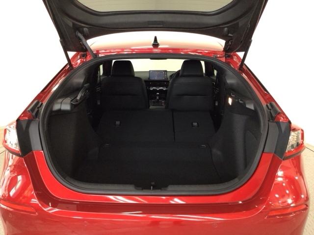 誰もが安心して選べる、安心が続く中古車でお客様のカーライフを応援します！是非店頭に足をお運びください♪